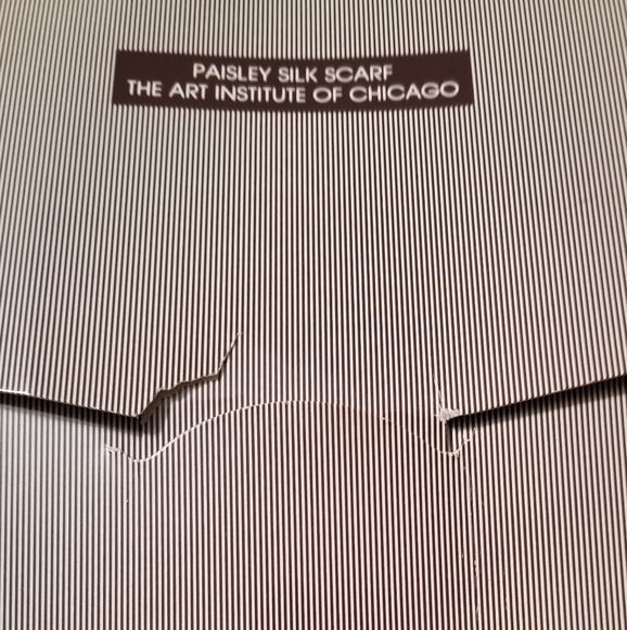 Vintage 1984 Paisley Silk Scarf Avon Reproduction - Picture 5 of 7